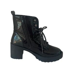 *Chunky Combat Boots*